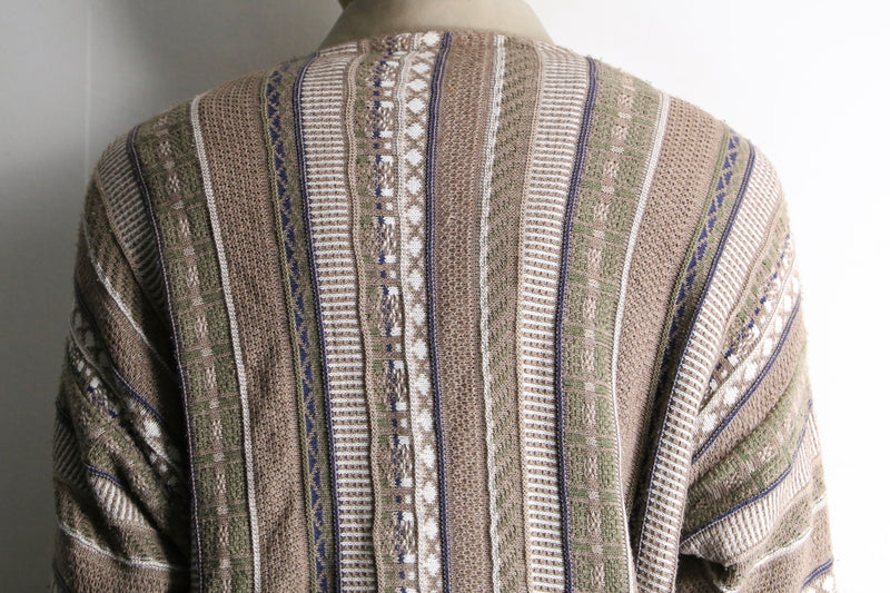 switching design 3D cardigan