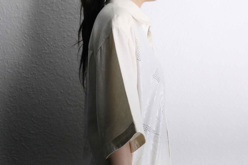 white geometry embroidery pattern linen S/S shirt