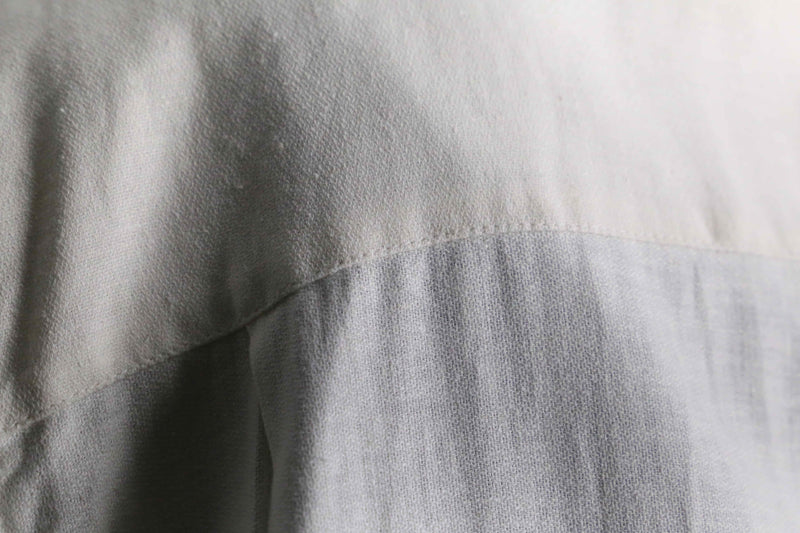 white geometry embroidery pattern linen S/S shirt