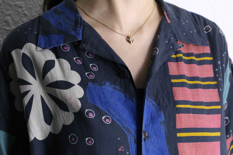 “PERRY ELLIS” mulch pattern silk s/s shirt