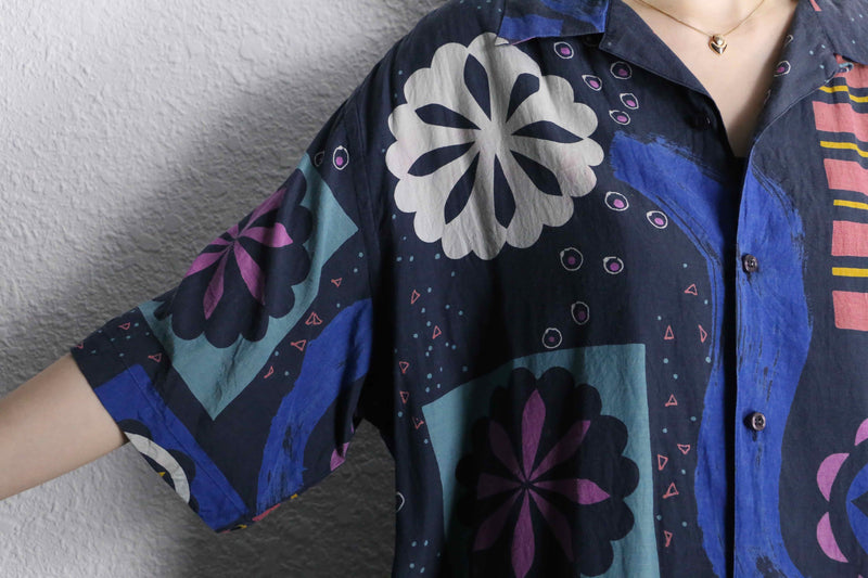 “PERRY ELLIS” mulch pattern silk s/s shirt