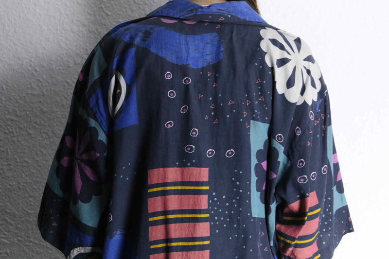 “PERRY ELLIS” mulch pattern silk s/s shirt