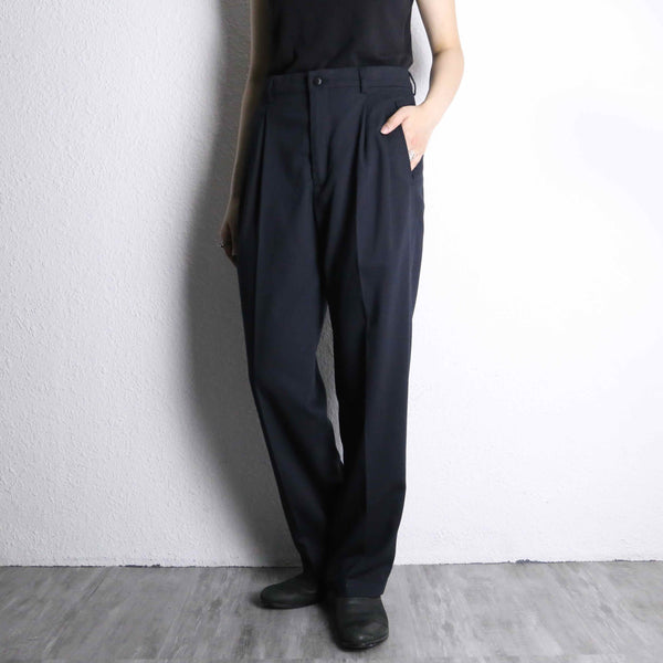 "claiborne"dark navy color soft textile trousers