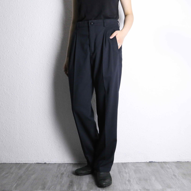 "claiborne"dark navy color soft textile trousers