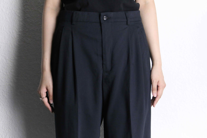 "claiborne"dark navy color soft textile trousers