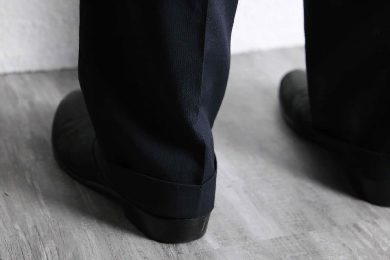 "claiborne"dark navy color soft textile trousers