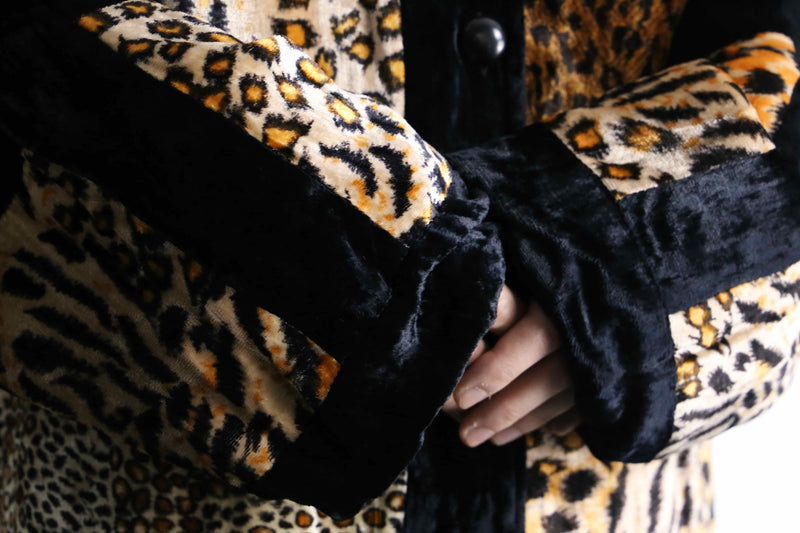 animal mulch pattern velour long shirt