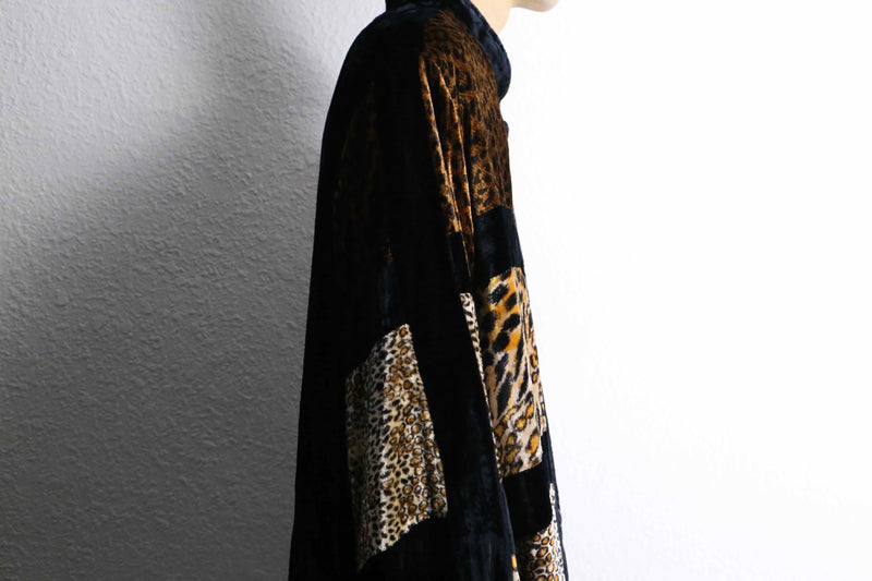 animal mulch pattern velour long shirt