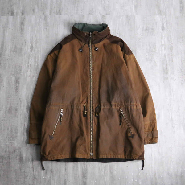 suede switched oiled cotton jacket