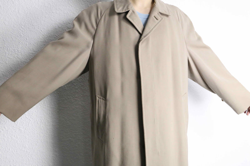 “Aquascutum” beige wool gabardine balmacaan coat