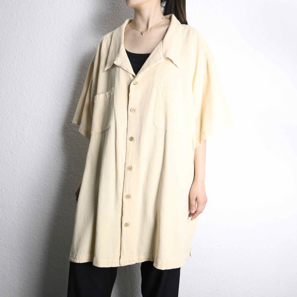 "KING SIZE" ivory open collar shirt