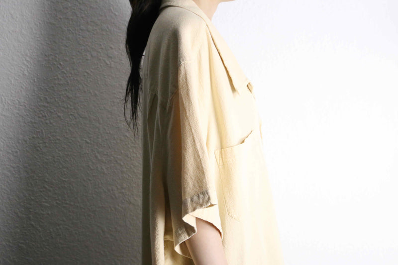 "KING SIZE" ivory open collar shirt