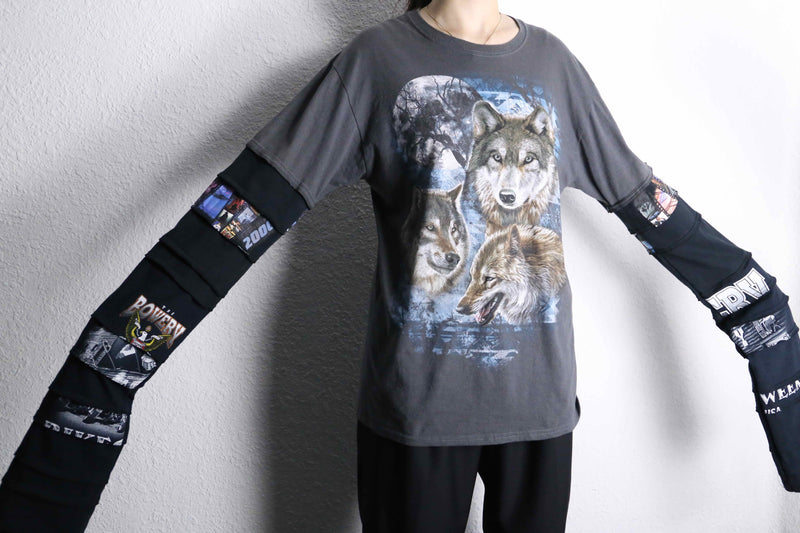 “Re: make “4p docking wolf print L/S tee