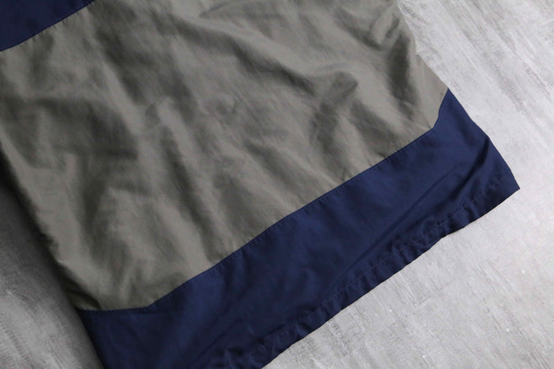 "Columbia" navy × khaki combi nylon jacket
