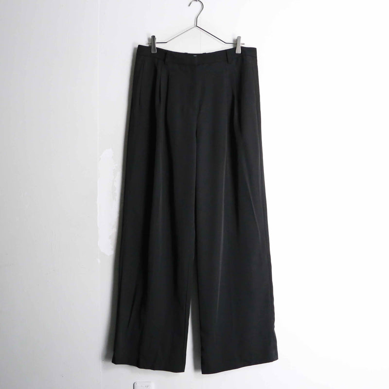 "Calvin Klein" black tapred slacks