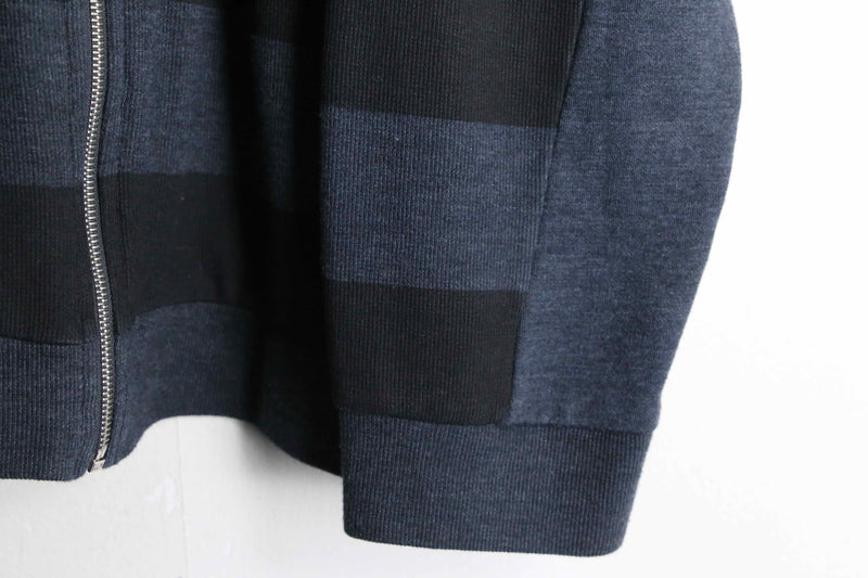 “INC” black×gray border round neck zip up