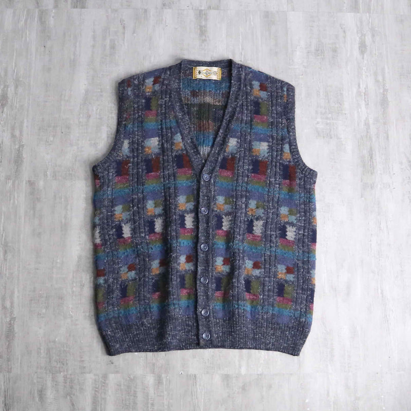 calm tone geometric design  vest
