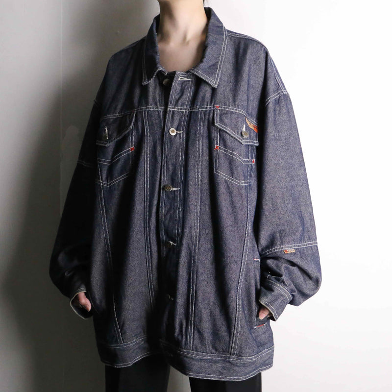 black color stitch design loose size denim jacket