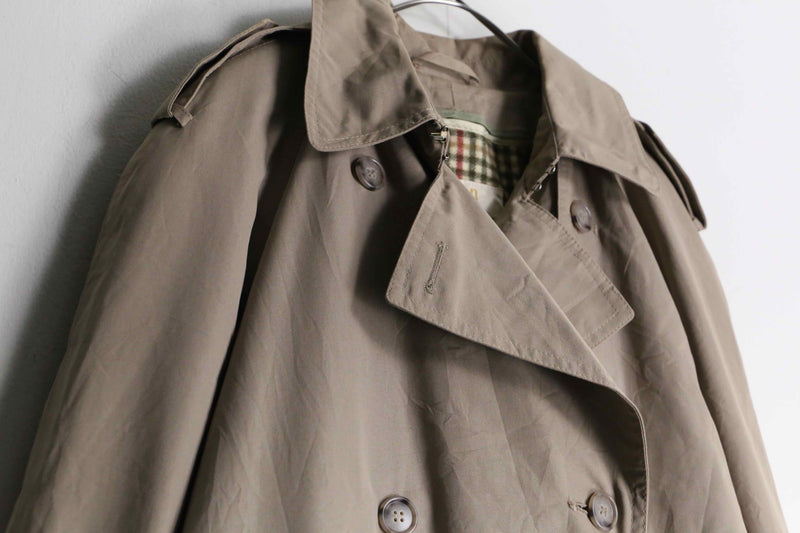 "LONDON TOWNE" beige color trench coat