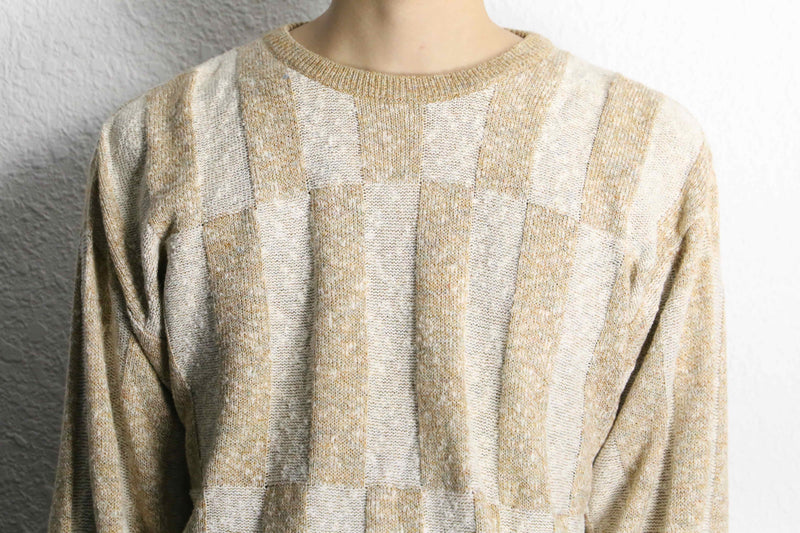beige block pattern design knit