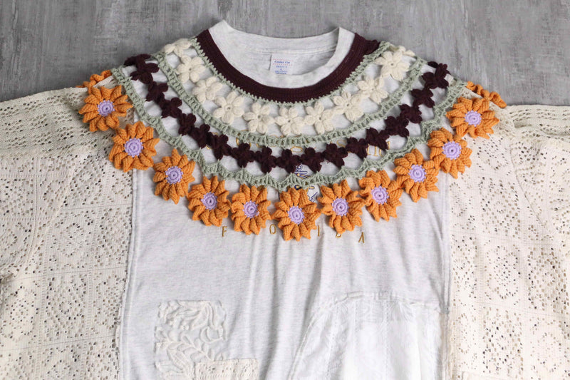 "Re:make" crochet knit & lace flower design docking Tee