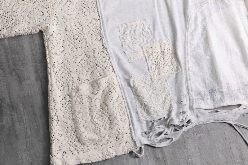 "Re:make" crochet knit & lace flower design docking Tee