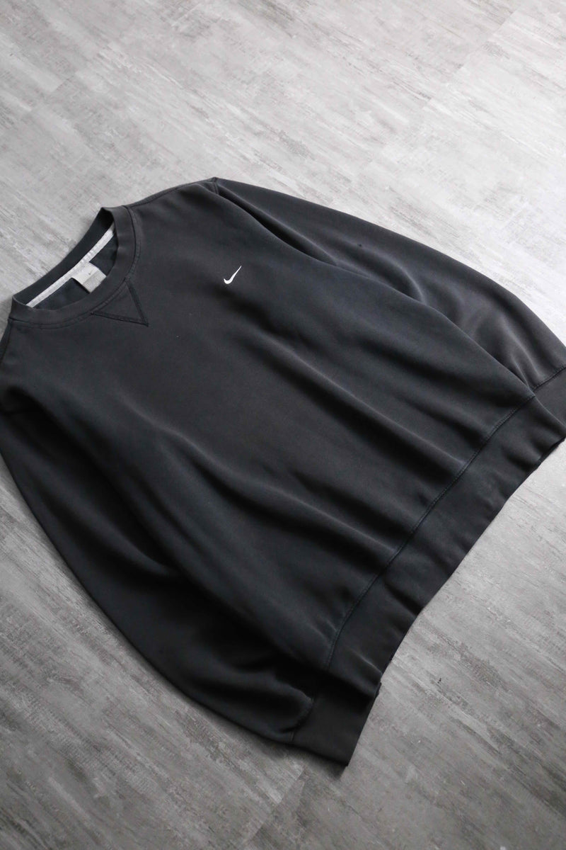 2000s NIKE swoosh logo sweat shirt