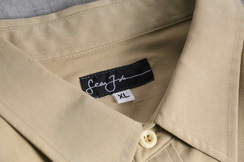 "SEAN JOHN" cream color shirt set up