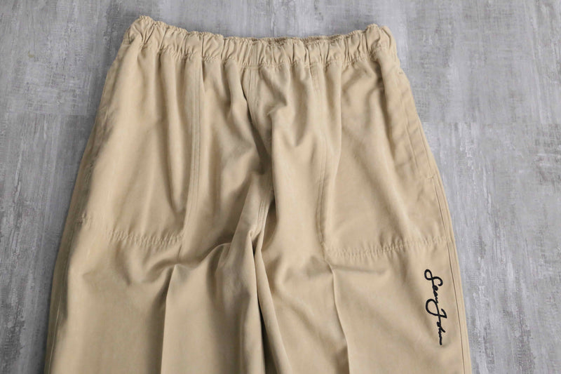 "SEAN JOHN" cream color shirt set up