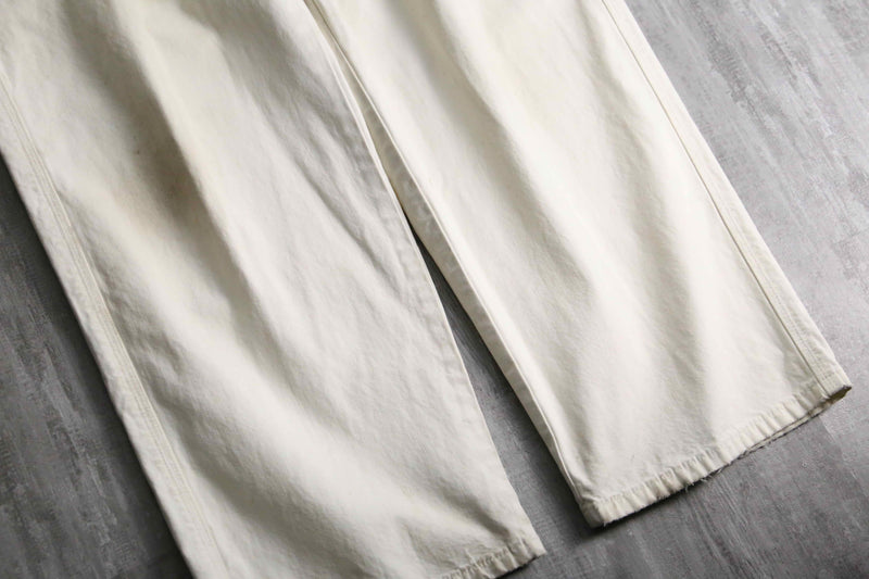 2000s Levi's silver tab white color "carpenter"
