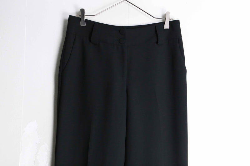 black color drap wide silhouette slacks