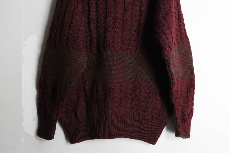 " Timberland" wine read line design wool knit