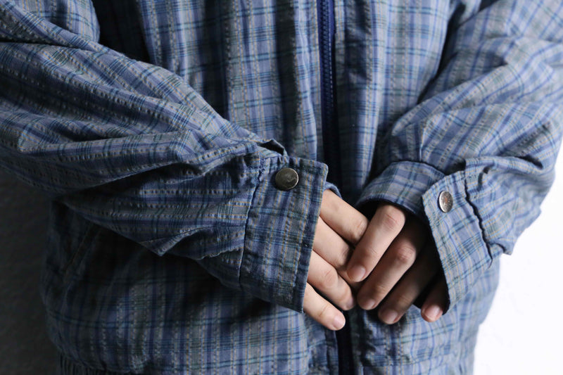 reversible zip-up blouson : check＆navy