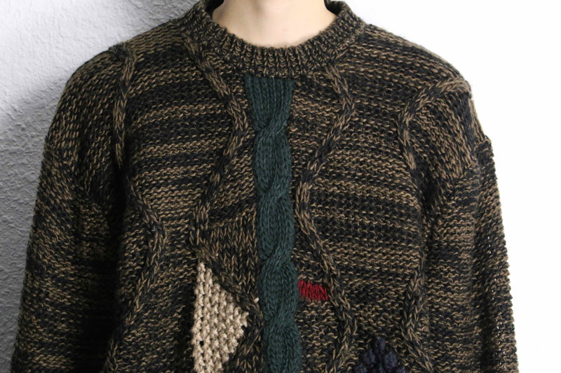 design switch cable pattern crew neck knit