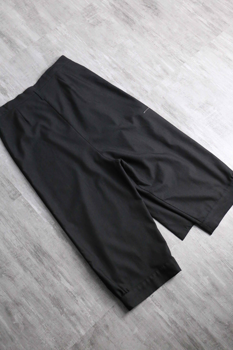 asymmetry design cropped length sarrouel pants