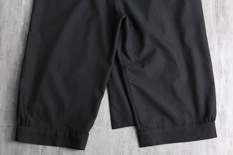asymmetry design cropped length sarrouel pants