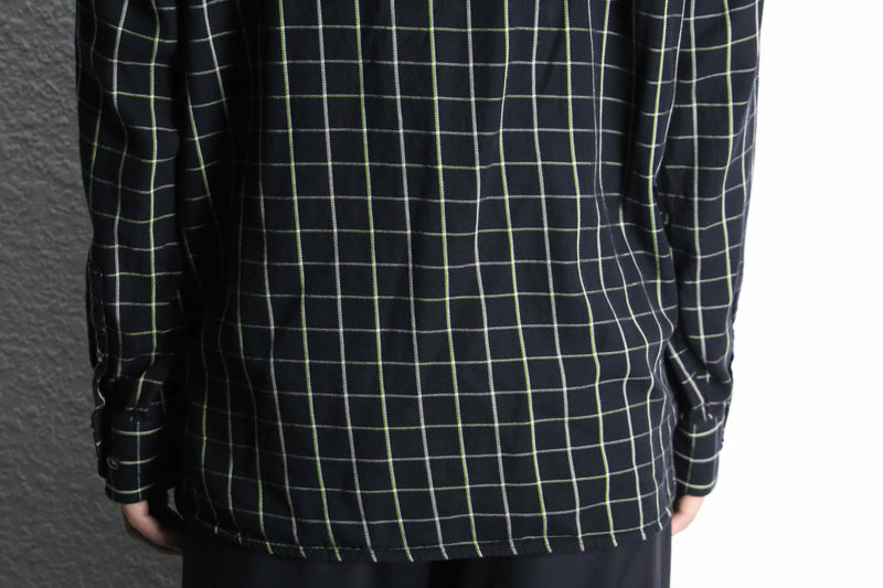 “PERRY ELLIS PORT FOLIO” graph check shirt