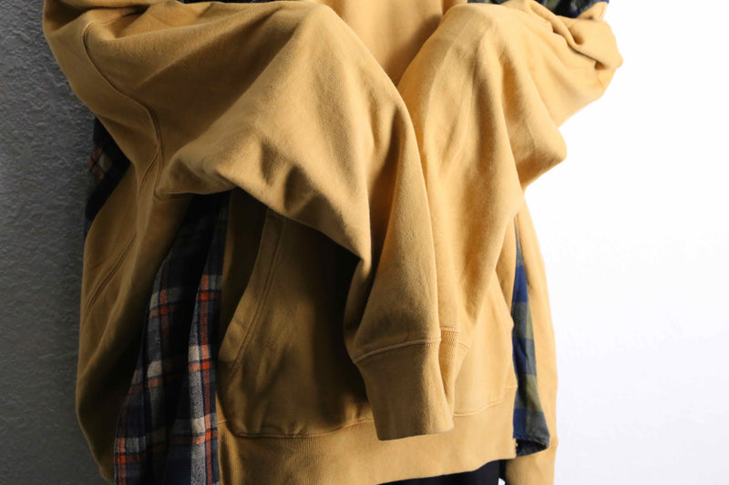 "Re:make" shirt docking hoodie