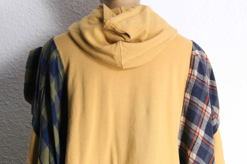 "Re:make" shirt docking hoodie