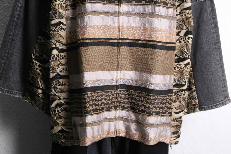 “Re:make “ethnic beast mix docking jacket