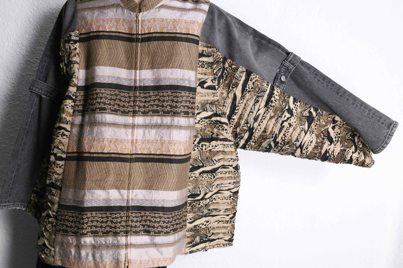 “Re:make “ethnic beast mix docking jacket