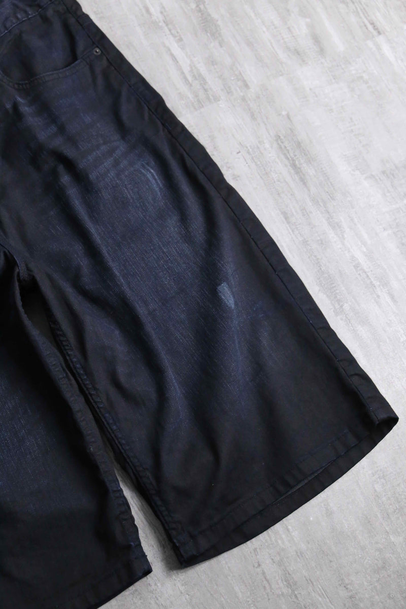 "ROCA WEAR" black good aging denim shorts