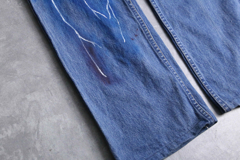 "Levi's" hand paint flare denim