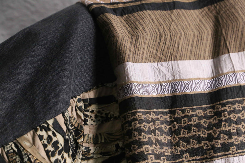 “Re:make “ethnic beast mix docking jacket