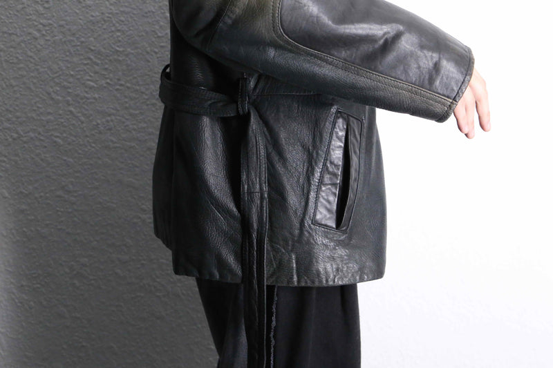 “SAXONY” hush belted leather jacket