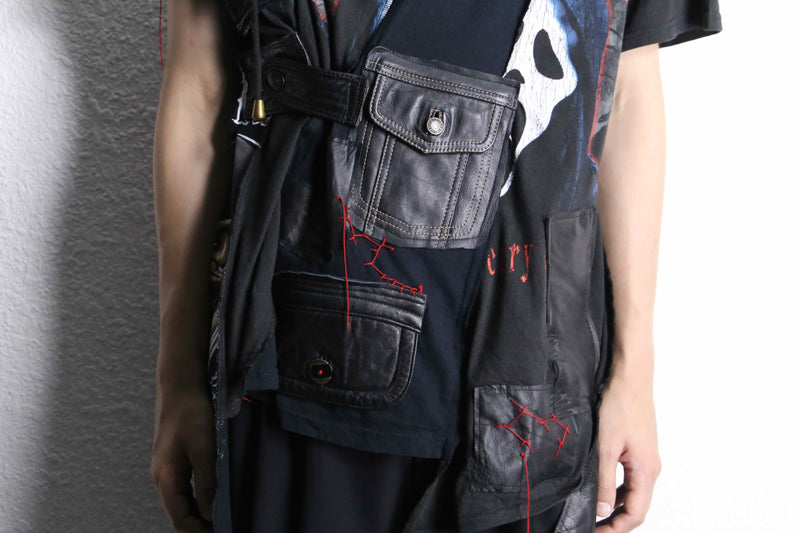 "Re:make" leather docking stitch Tee