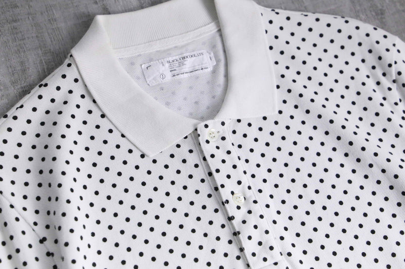 black×white dot pattern polo shirt