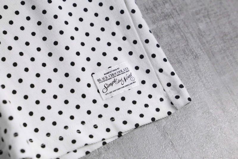 black×white dot pattern polo shirt