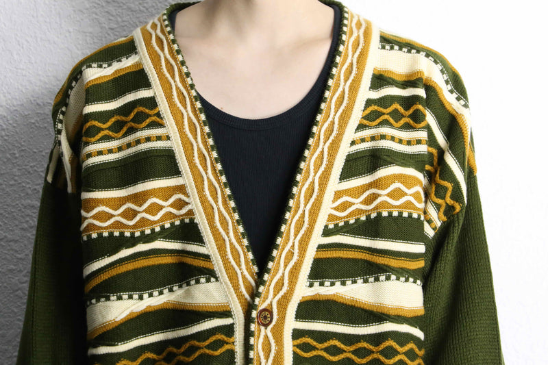 moss green acryl 3D cardigan