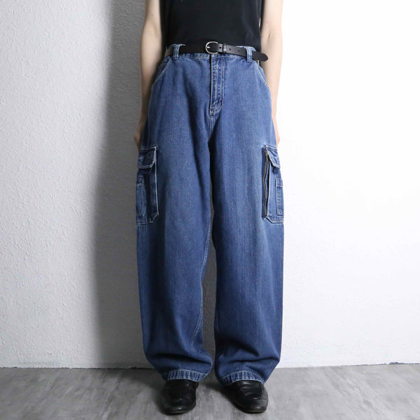 gimmick zip pocket blue denim cargo pants